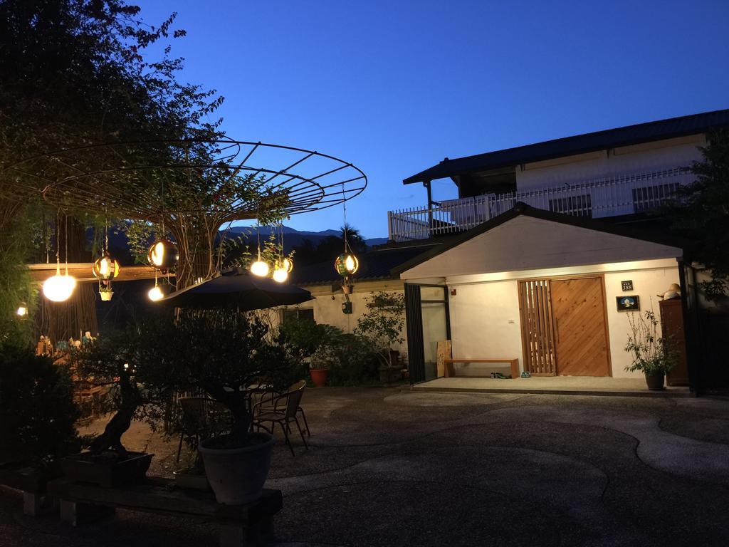לואי Hou Shan Ren Jia B&B מראה חיצוני תמונה