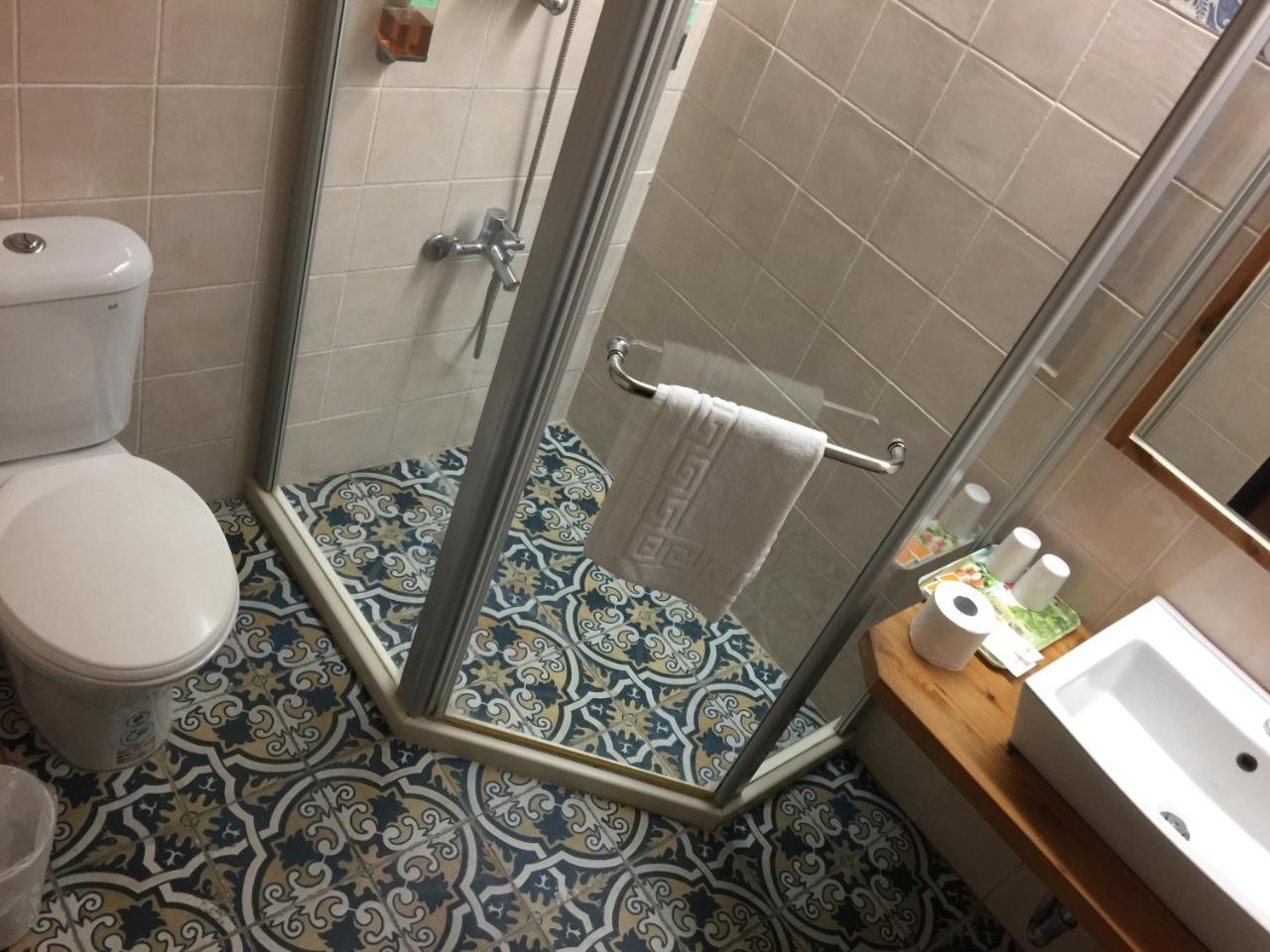 לואי Hou Shan Ren Jia B&B מראה חיצוני תמונה